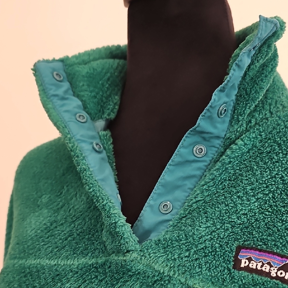 Patagonia Greenish Teal Fleece Pullover - Picture 4 of 12